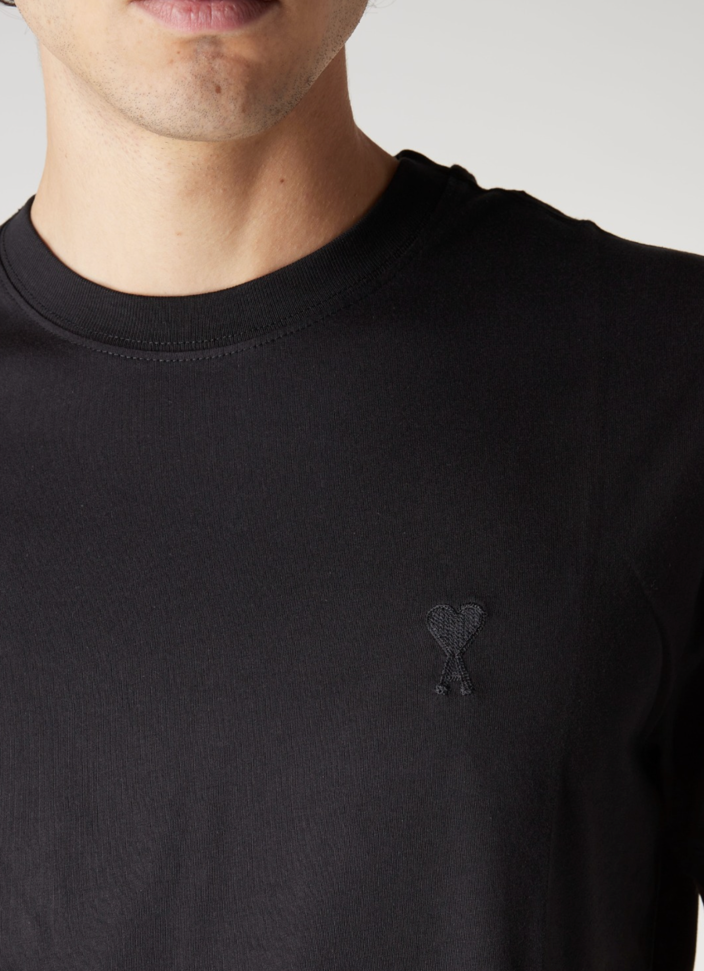 AMI PARIS Black T-shirt Iconica