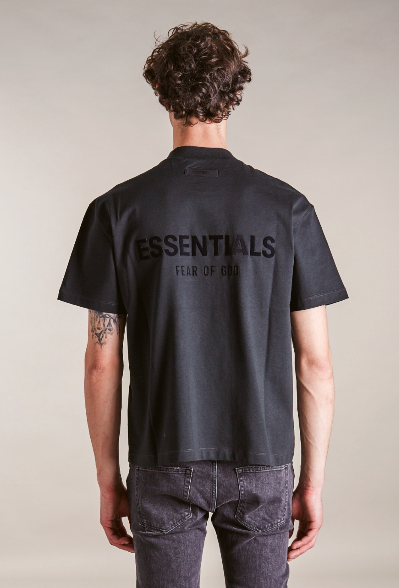FEAR OF GOD ESSENTIALS T-shirt Black